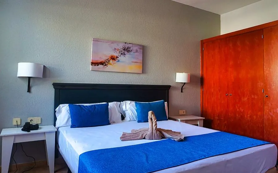 Familiar Dos Dormitorios — ambiente Royal Mónica Lanzarote