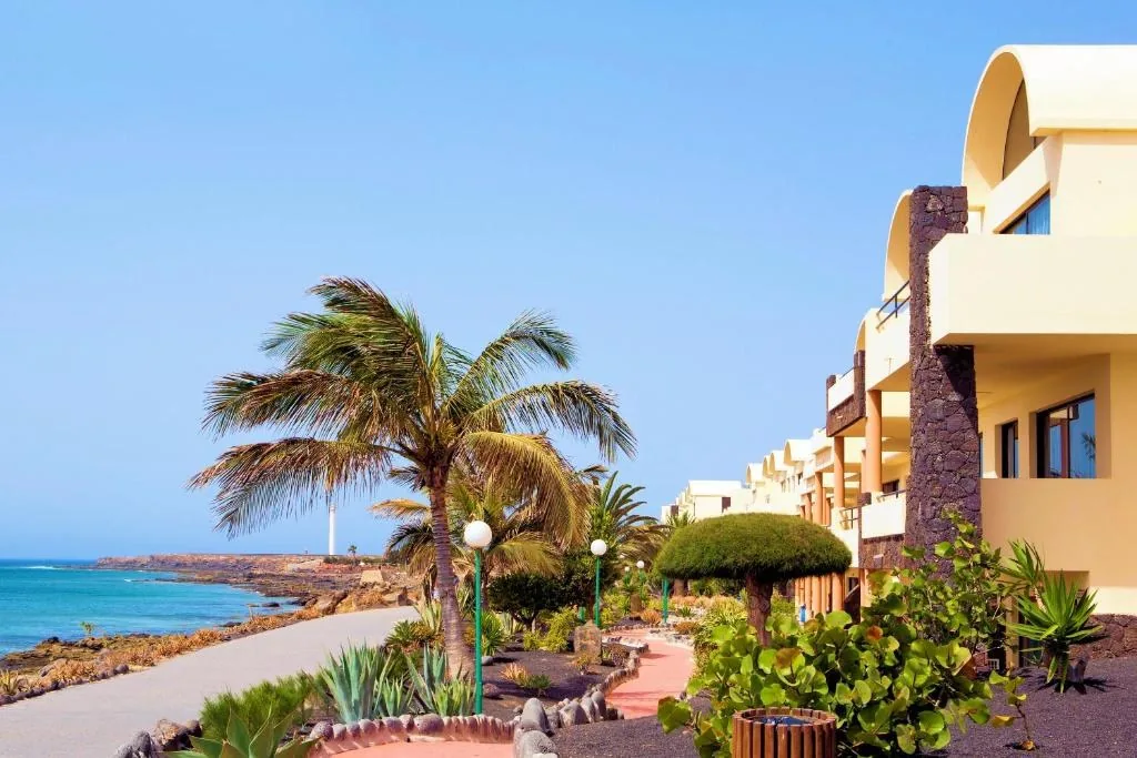 Resort facing the Atlantic